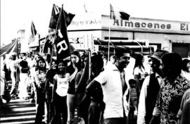 Jóvenes en manifestación del FTR